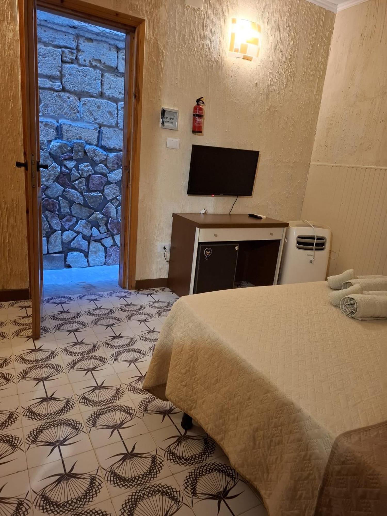 La Terrazza Sul Mare Camera Vicino Aereoporto&Mare Sicilian Vintage Style Seaside Room チーニジ エクステリア 写真